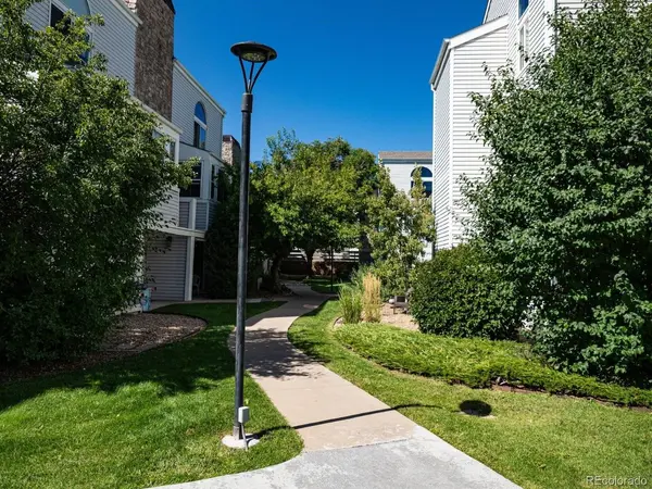 11105 E Alameda #202, Aurora, CO 80012
