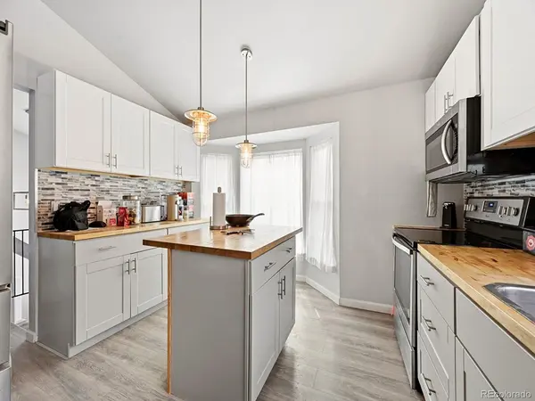 7649 W Frost, Littleton, CO 80128