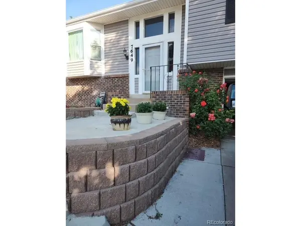 7649 W Frost, Littleton, CO 80128