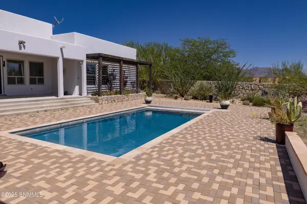 8560 Barrel Cactus CT, Las Cruces, NM 88011