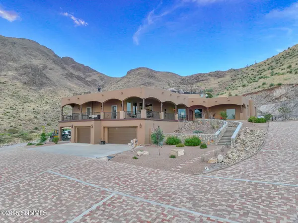 12705 Chuck Wagon RD, Las Cruces, NM 88011