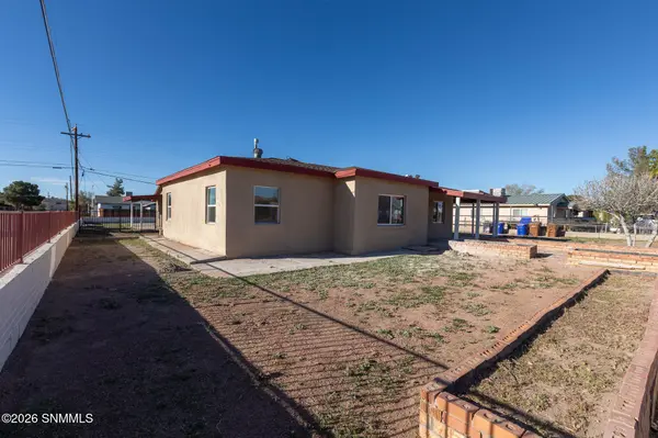 1220 W Hall AVE, Las Cruces, NM 88005