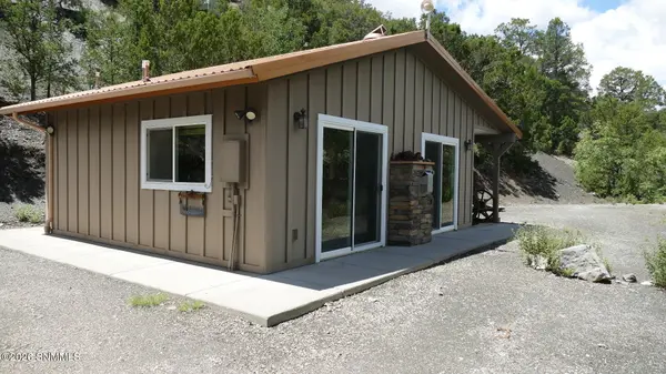 104 Georgetown RD, Mimbres, NM 88049