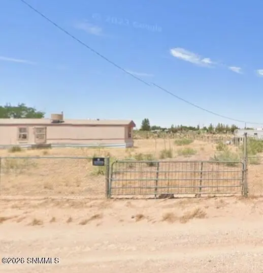 656 Paloma Blanca DR #B, Chaparral, NM 88081