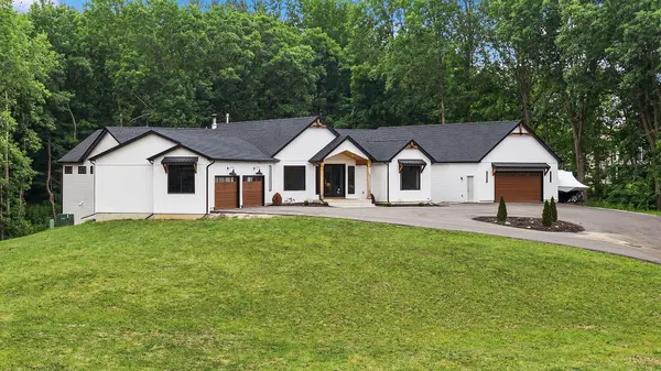 151 County Rd 350 W, Valparaiso, IN 46385