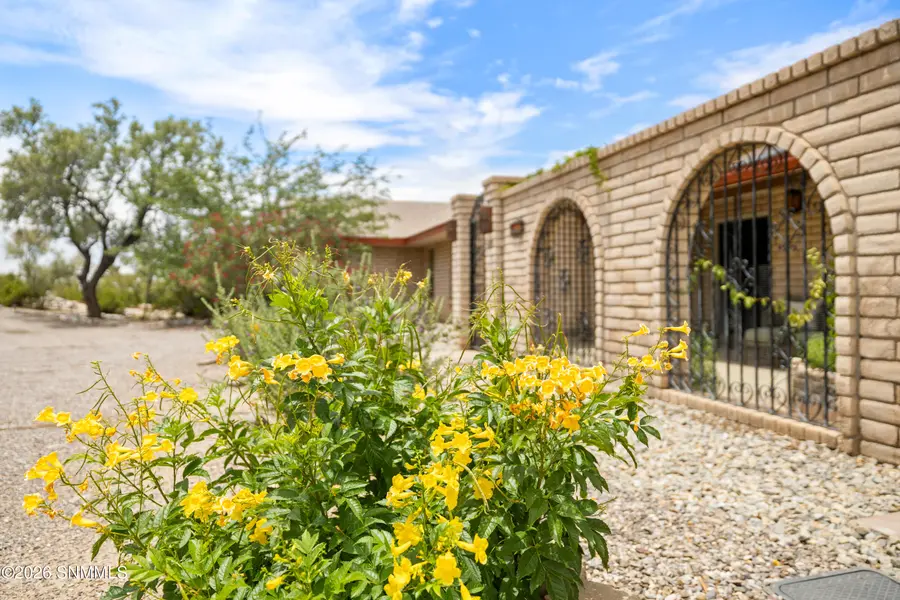 4643 Sandalwood DR, Las Cruces, NM 88011
