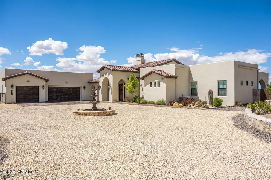 6516 Lazo Del Norte, Las Cruces, NM 88011
