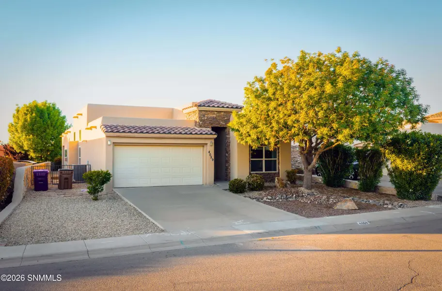 4059 Bella Sierra CT, Las Cruces, NM 88011