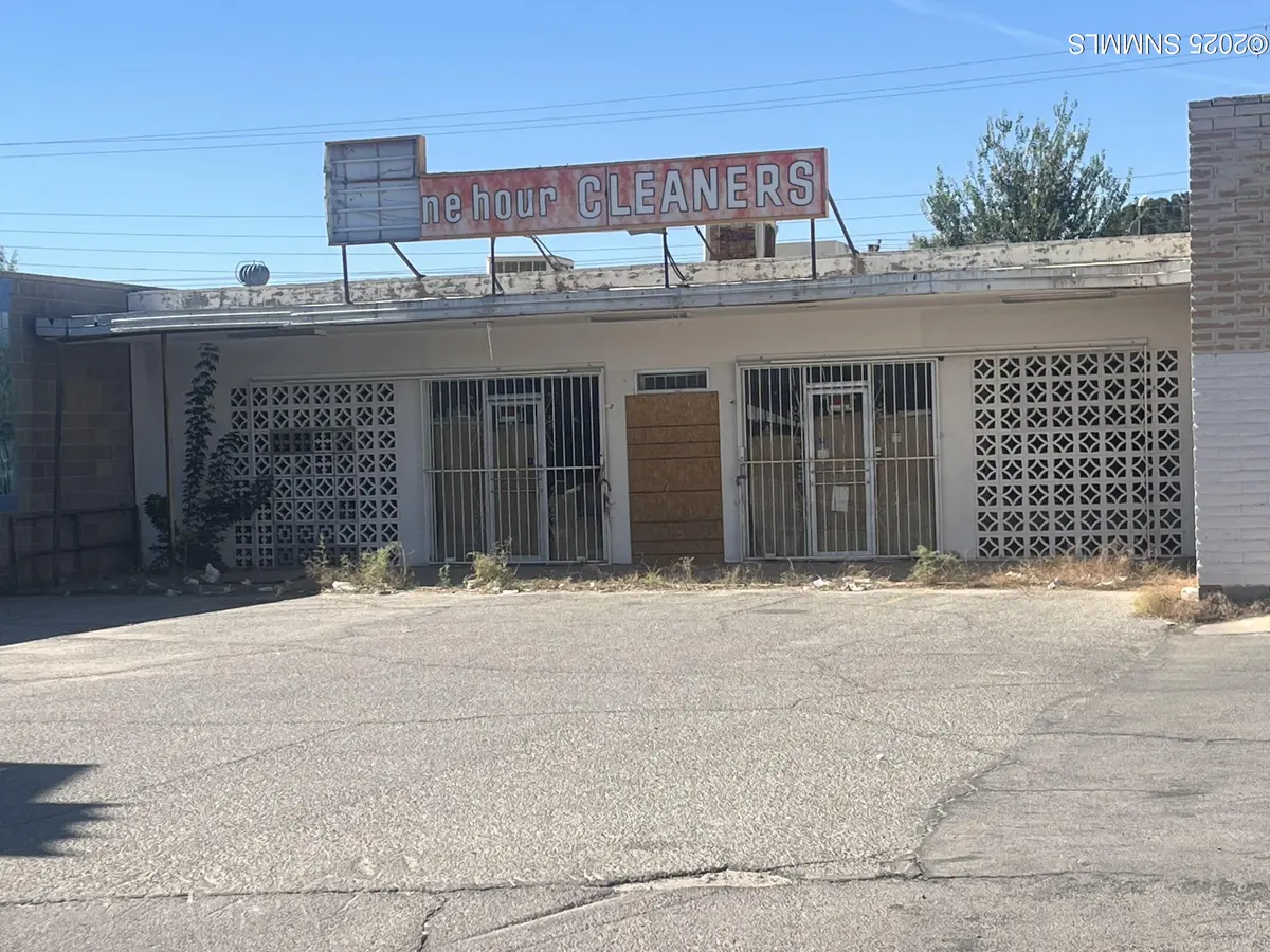 1424 S Solano DR, Las Cruces, NM 88001