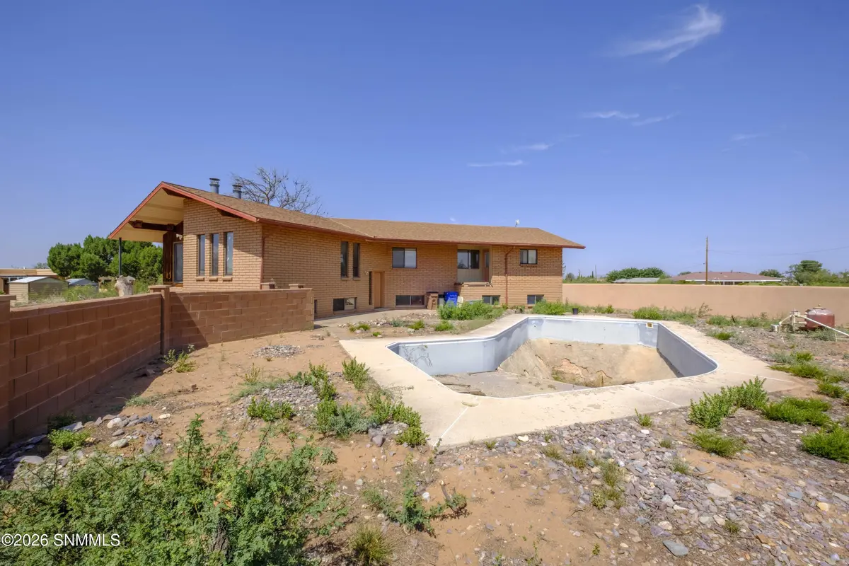5775 Shadow Hills RD, Las Cruces, NM 88012