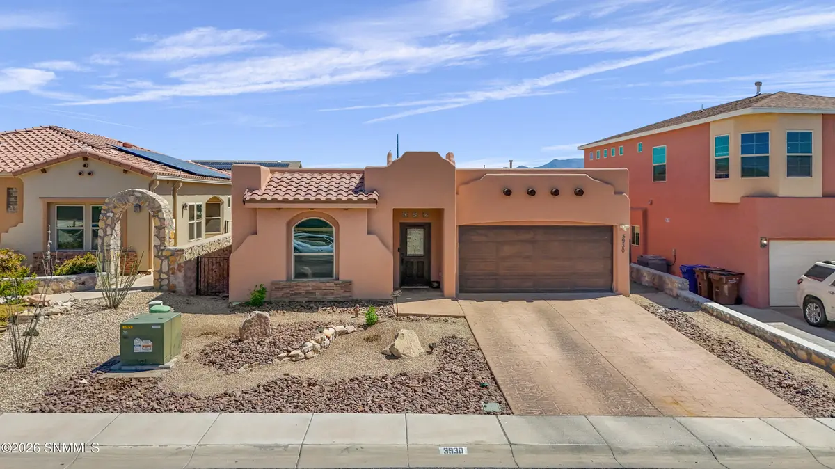 3930 Agua Caliente DR, Las Cruces, NM 88012