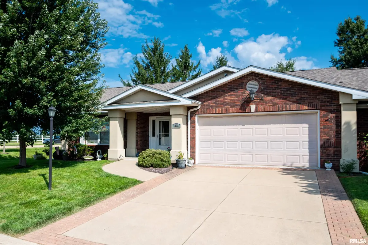 5433 W FLAGSTONE DR, Peoria, IL 61615