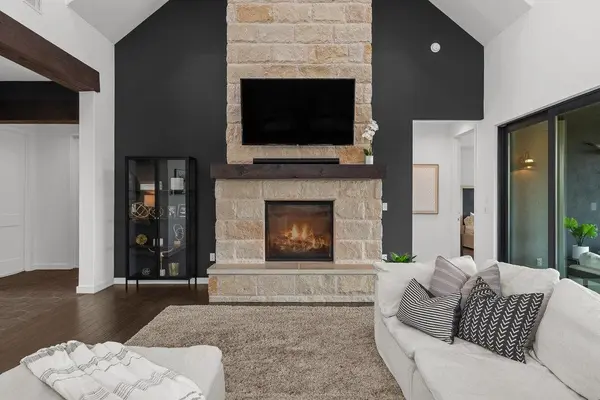 314 Hidden Beacon BND, Austin, TX 78738