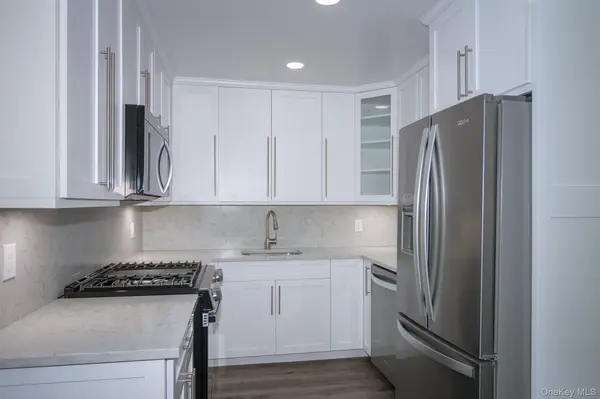 5 Merman PL #5, Babylon, NY 11702
