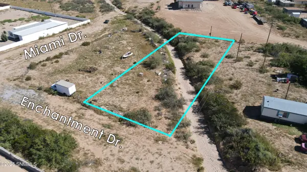 1190 Enchantment DR, Chaparral, NM 88081