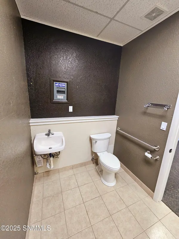 1900 S Telshor BLVD #Suite D, Las Cruces, NM 88011