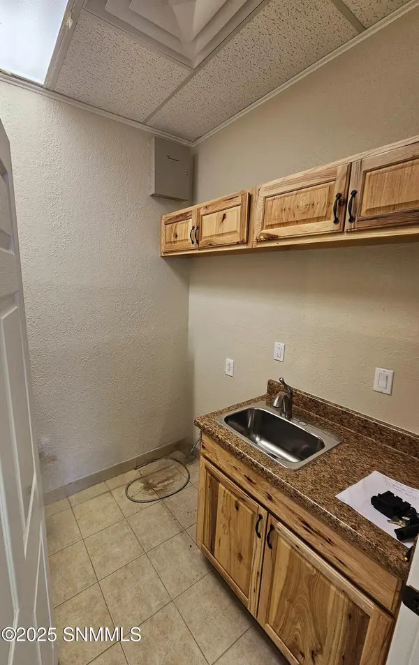 1900 S Telshor BLVD #Suite D, Las Cruces, NM 88011