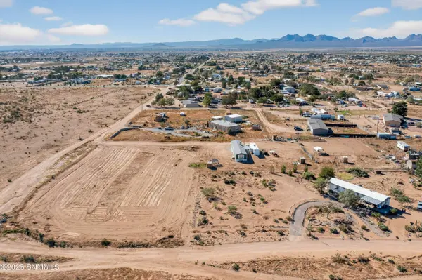 9953 Luna Vista RD, Las Cruces, NM 88012