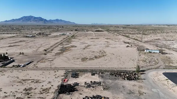5335 Angus Rd SE, Deming, NM 88030
