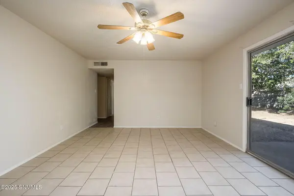 1955 Martha DR, Las Cruces, NM 88001