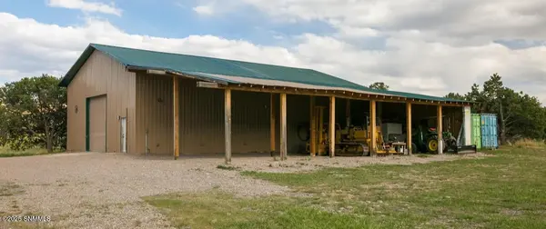 1177 State Road 96, Regina, NM 87046
