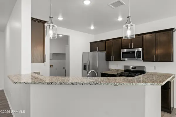 6119 Montgomery RD, Las Cruces, NM 88012