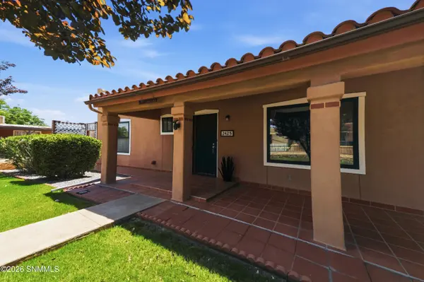 2425 Calle De Santiago, Mesilla, NM 88046