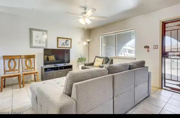1886 Webster AVE, Las Cruces, NM 88001