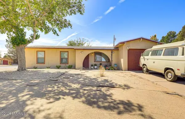 1886 Webster AVE, Las Cruces, NM 88001