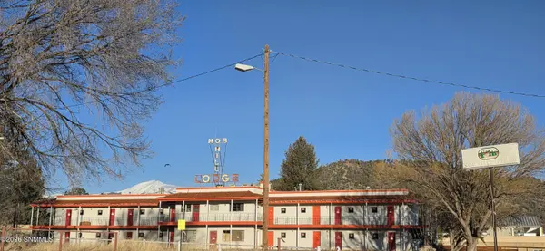 107 El Paso RD, Ruidoso, NM 88345