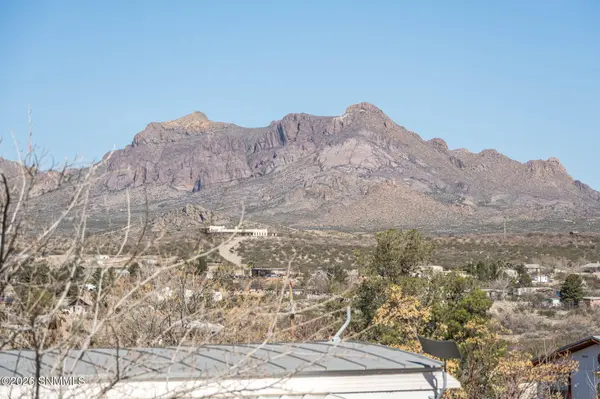 5267 Navajo TRL, Las Cruces, NM 88012
