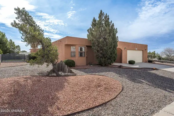 2194 Frontier DR, Las Cruces, NM 88011