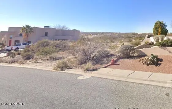 1311 Vista Del Cerro, Las Cruces, NM 88007