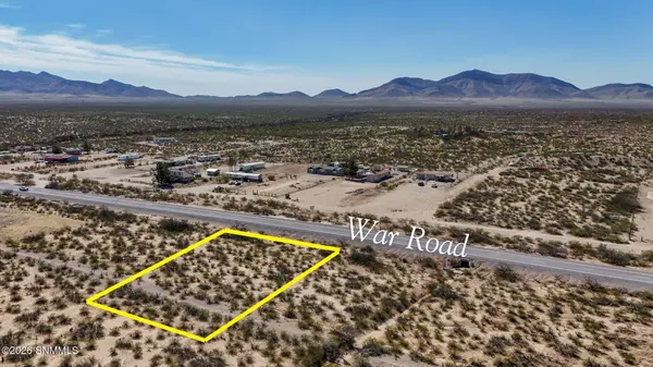 1280 NM-213, Chaparral, NM 88081