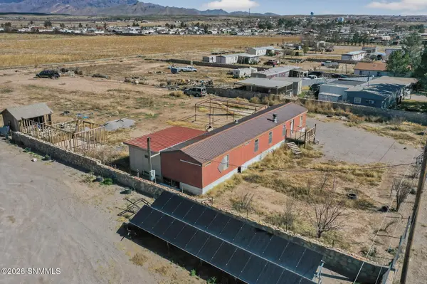 110 Cebolla LN, Vado, NM 88072