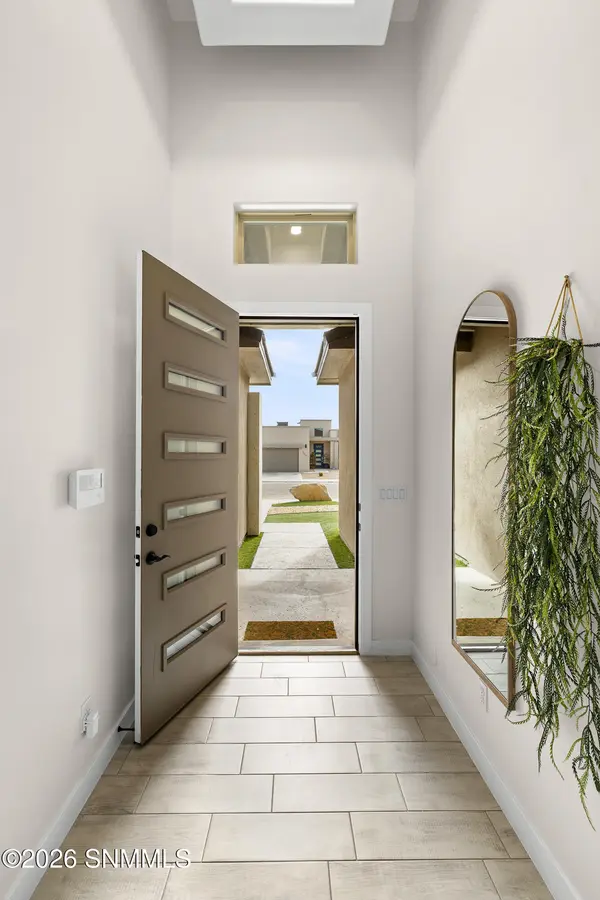 3720 Portrait ST, Las Cruces, NM 88012