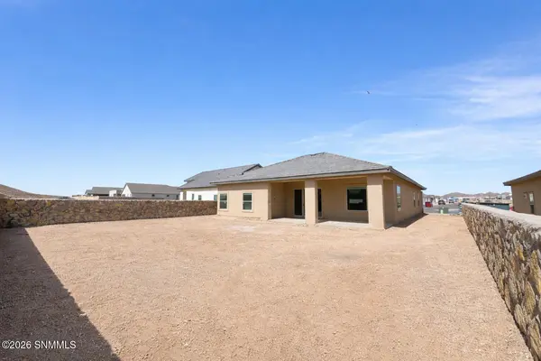 3720 Portrait ST, Las Cruces, NM 88012