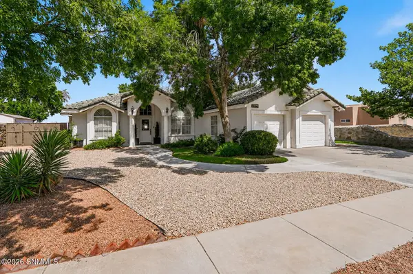 2451 Clearview DR, Las Cruces, NM 88011
