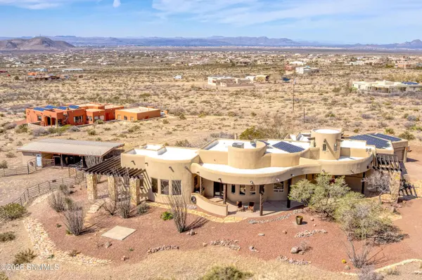 5098 Ventana View RD, Las Cruces, NM 88011
