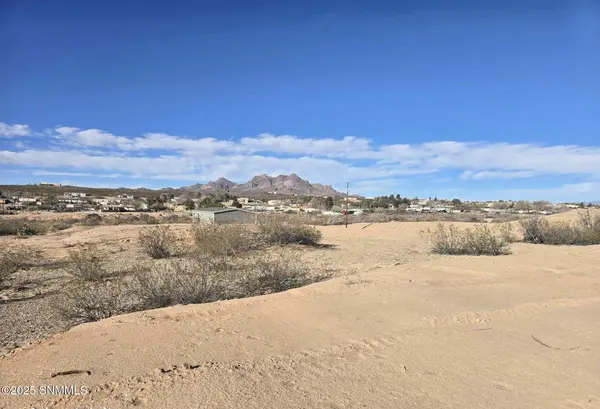 5335 Pistolero PL, Las Cruces, NM 88012