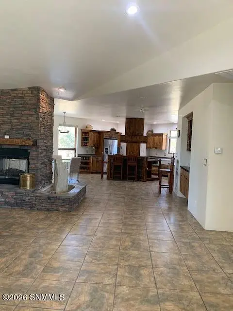 4 Mount Olympus RD, Silver City, NM 88061