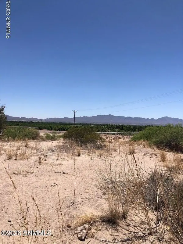 1100 Ranch RD, Anthony, NM 88021