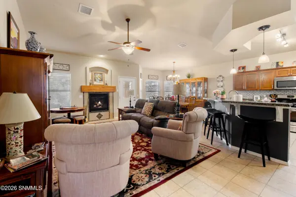 5805 Wales DR, Sunland Park, NM 88008