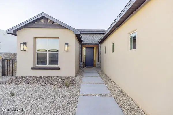 6735 Fairchild LOOP, Las Cruces, NM 88012