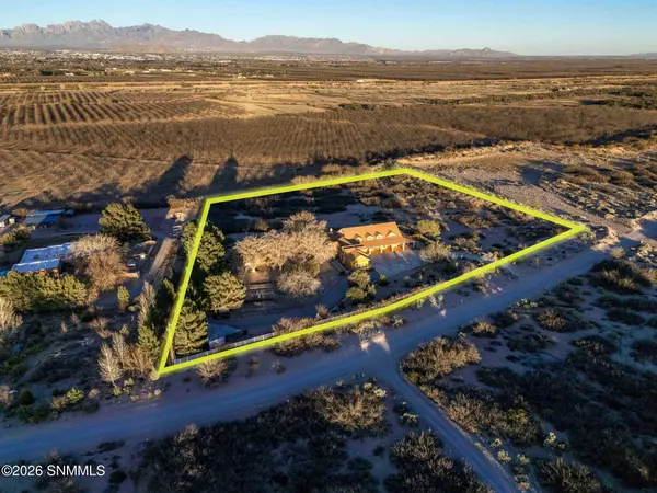 2561 Mesilla Hills DR, Las Cruces, NM 88005