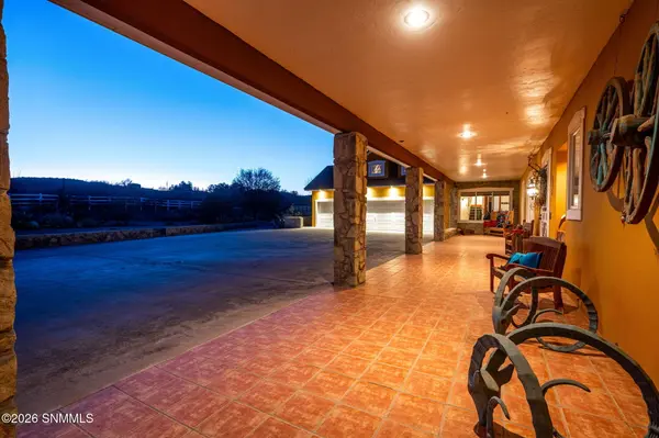 2561 Mesilla Hills DR, Las Cruces, NM 88005