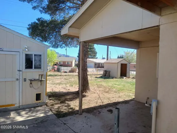 1602 Bellamah DR, Alamogordo, NM 88310
