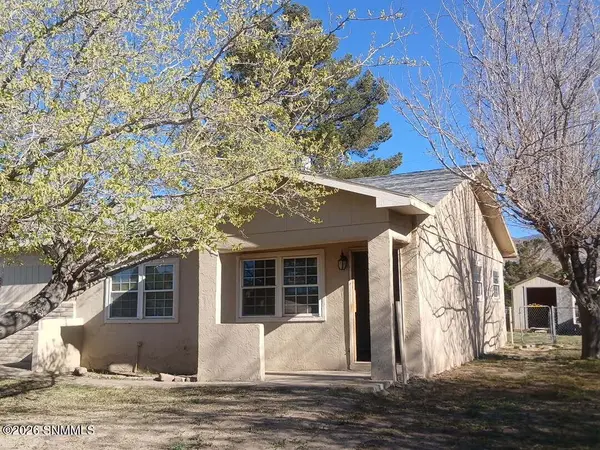1602 Bellamah DR, Alamogordo, NM 88310