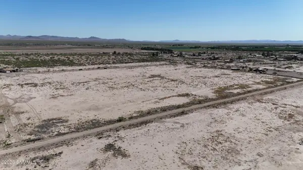 TBD Hereford Rd SE Block 4 Lot 17, Deming, NM 88030