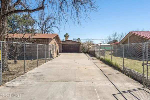 340 Clover DR, Las Cruces, NM 88001